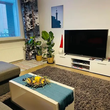 Studiohuoneisto Vallikadun Helmi, 56 M2, Ac,wifi,parveke *